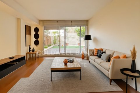 Apartment à vendre à Barcelona, Espagne, 3 chambres, 97 m2 No. 178844 - photo 2