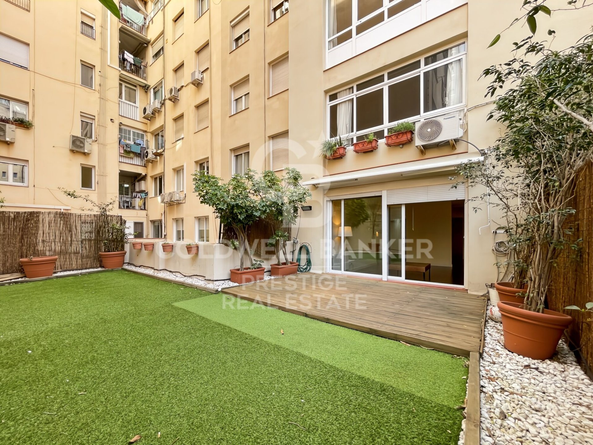 Dzīvoklis Barcelona, Spānijā 3 istabas, 97 m2 Nr. 178844