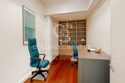 Apartment à vendre à Barcelona, Espagne, 3 chambres, 97 m2 No. 178844 - photo 19