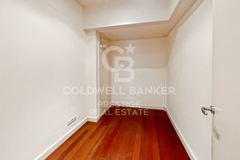 Apartment à vendre à Barcelona, Espagne, 3 chambres, 97 m2 No. 178844 - photo 20