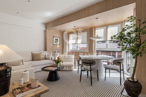 Apartment à Madrid, Espagne 2 chambres, 80 m2 No. 178841