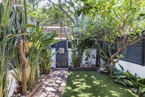 Villa pārdošanā Castelldefels, Barcelona, Spānijā 4 istabas, 131 m2 Nr. 168953 - attēls 2