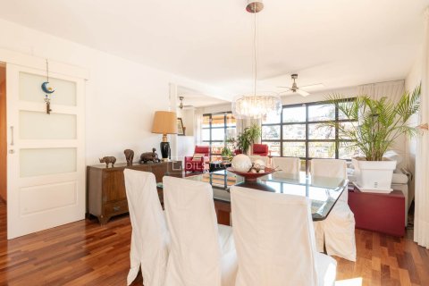 Villa pārdošanā Castelldefels, Barcelona, Spānijā 5 istabas, 330 m2 Nr. 168955 - attēls 18