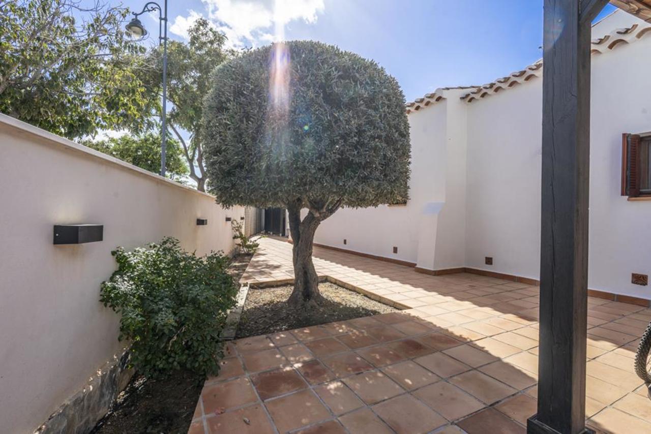 Huvila El Valle Golf Resort, Murcia, Espanja 5 makuuhuonetta, 204 m2 No. 161538
