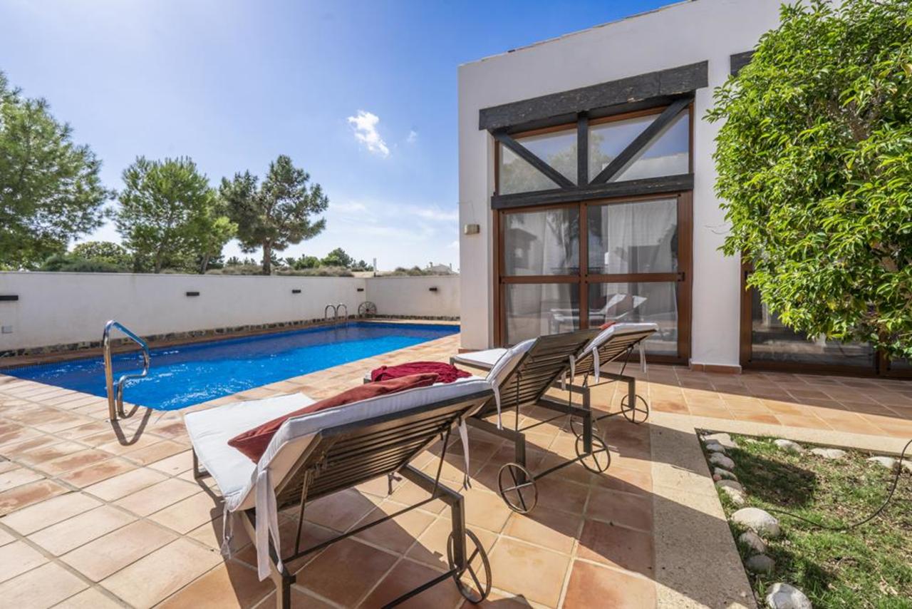 Huvila El Valle Golf Resort, Murcia, Espanja 5 makuuhuonetta, 204 m2 No. 161538