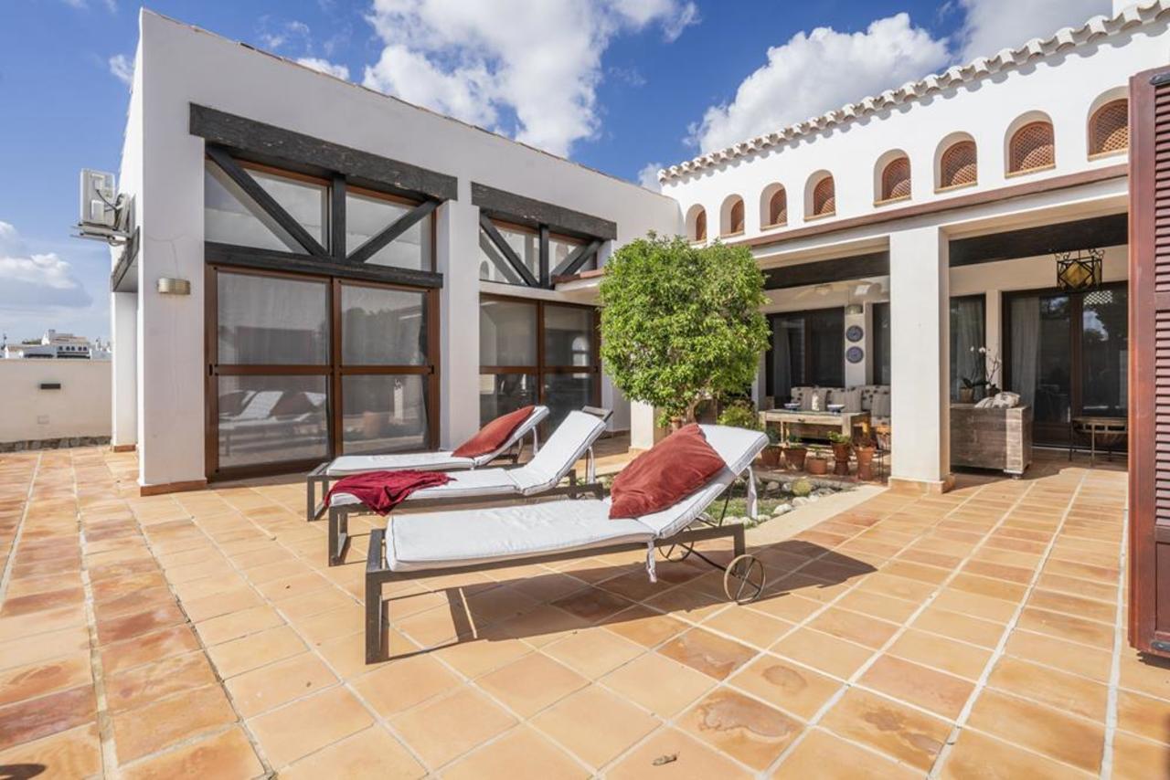 Huvila El Valle Golf Resort, Murcia, Espanja 5 makuuhuonetta, 204 m2 No. 161538