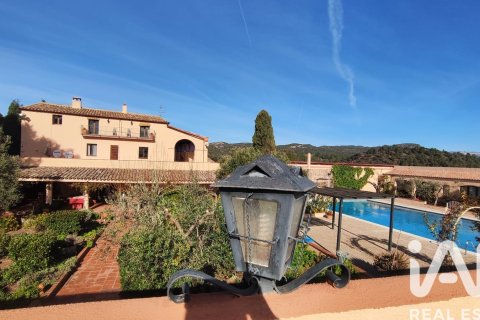 House zum Verkauf in El Molar, Tarragona, Spanien 15 Schlafzimmer, 3536 m2 Nr. 172826 - Foto 1