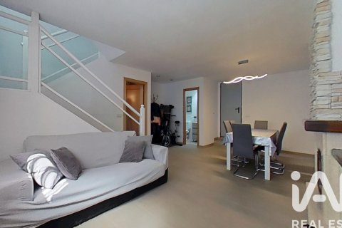 Townhouse for sale in Castellon de la Plana, Castellon, Spain 4 bedrooms, 221 sq.m. No. 172821 - photo 5