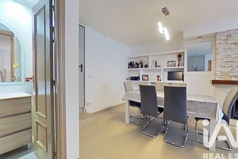 Townhouse for sale in Castellon de la Plana, Castellon, Spain 4 bedrooms, 221 sq.m. No. 172821 - photo 7