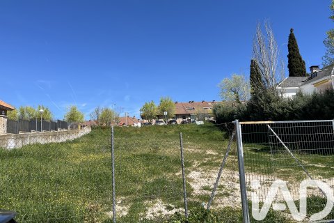 Tomt till salu i Sevilla la Nueva, Madrid, Spanien 926 kvm. Nr. 172824 - foto 4