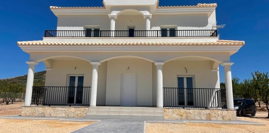 Villa en Pinoso, Alicante, España 4 dormitorios, 163 m2 No. 170573