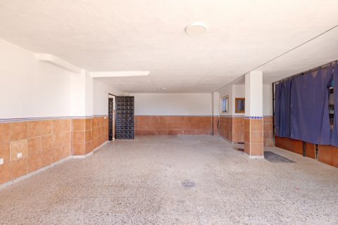 Villa for sale Alhaurin de la Torre, Malaga, Spain 6 bedrooms, 561 sq.m. No. 106989 - photo 8