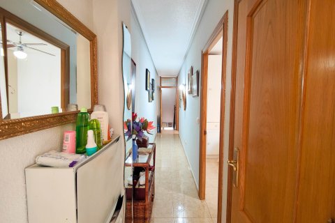Apartamento en venta Torrevieja, Alicante, España 3 dormitorios, 100 m2 No. 138966 - foto 28