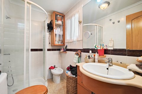 Apartamento en venta Torrevieja, Alicante, España 3 dormitorios, 100 m2 No. 138966 - foto 20