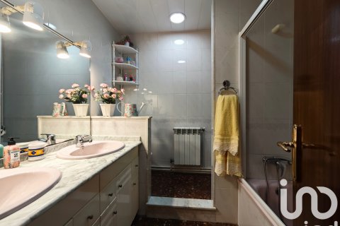 Radhus till salu i Sant Llorenc D'hortons, Barcelona, Spanien 4 sovrum, 241 kvm. Nr. 152978 - foto 26