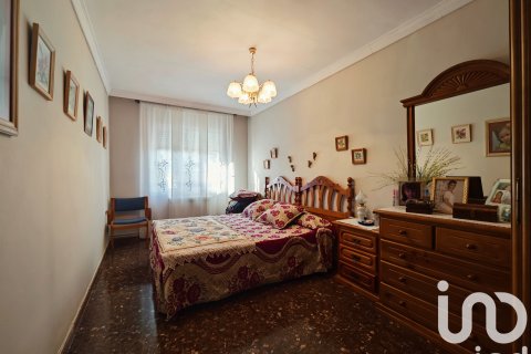 Radhus till salu i Sant Llorenc D'hortons, Barcelona, Spanien 4 sovrum, 241 kvm. Nr. 152978 - foto 21