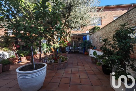 Radhus till salu i Sant Llorenc D'hortons, Barcelona, Spanien 4 sovrum, 241 kvm. Nr. 152978 - foto 14