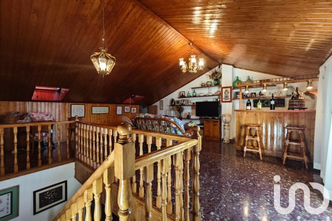 Radhus till salu i Sant Llorenc D'hortons, Barcelona, Spanien 4 sovrum, 241 kvm. Nr. 152978 - foto 27