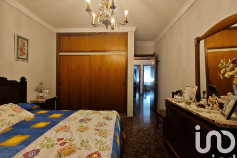 Radhus till salu i Sant Llorenc D'hortons, Barcelona, Spanien 4 sovrum, 241 kvm. Nr. 152978 - foto 24