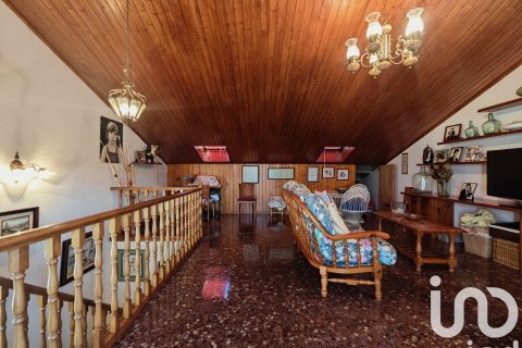 Radhus till salu i Sant Llorenc D'hortons, Barcelona, Spanien 4 sovrum, 241 kvm. Nr. 152978 - foto 28