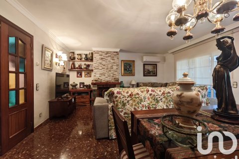 Radhus till salu i Sant Llorenc D'hortons, Barcelona, Spanien 4 sovrum, 241 kvm. Nr. 152978 - foto 12