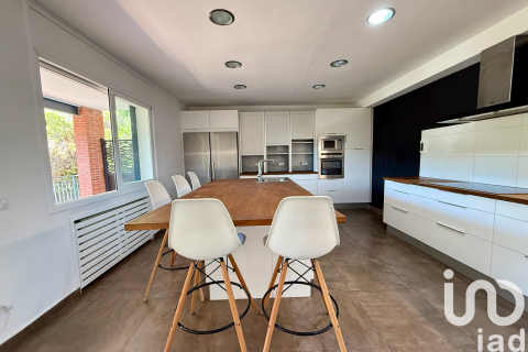 Lägenhet till salu i Arenys de Munt, Barcelona, Spanien 4 sovrum, 228 kvm. Nr. 152976 - foto 14