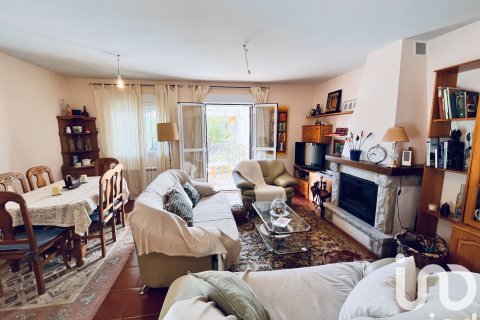 Townhouse for sale in Avila, Spain 3 bedrooms, 205.14 sq.m. No. 152980 - photo 6