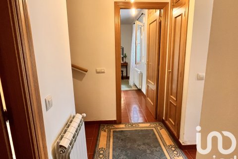 Townhouse for sale in Avila, Spain 3 bedrooms, 205.14 sq.m. No. 152980 - photo 24