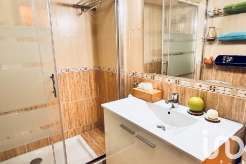 Townhouse for sale in Avila, Spain 3 bedrooms, 205.14 sq.m. No. 152980 - photo 25