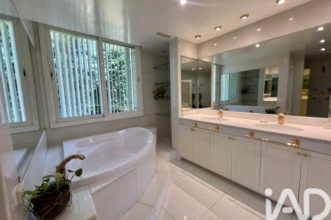 Сasa en venta en Sant Vicenc De Montalt, Barcelona, España 8 dormitorios, 3500 m2 No. 152982 - foto 20