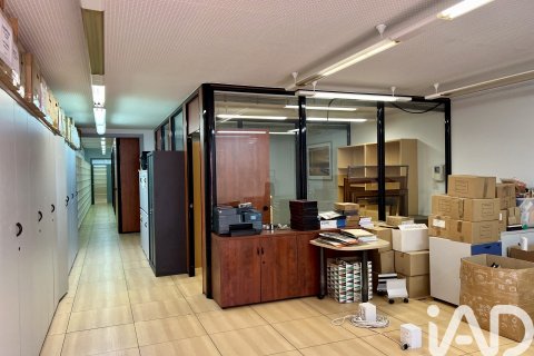 Сasa en venta en Sant Vicenc De Montalt, Barcelona, España 8 dormitorios, 3500 m2 No. 152982 - foto 23