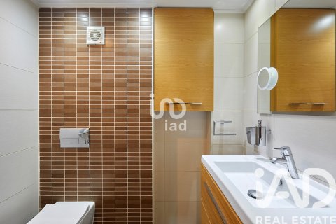 Penthouse w Esplugues de Llobregat, Barcelona, Hiszpania 2 sypialnie, 74 mkw. nr 173233 – zdjęcie 17