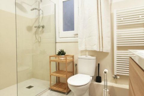 Huoneisto myytävänä Barcelona, Espanja, 4 makuuhuonetta, 148 m2 No. 173236 - kuva 25