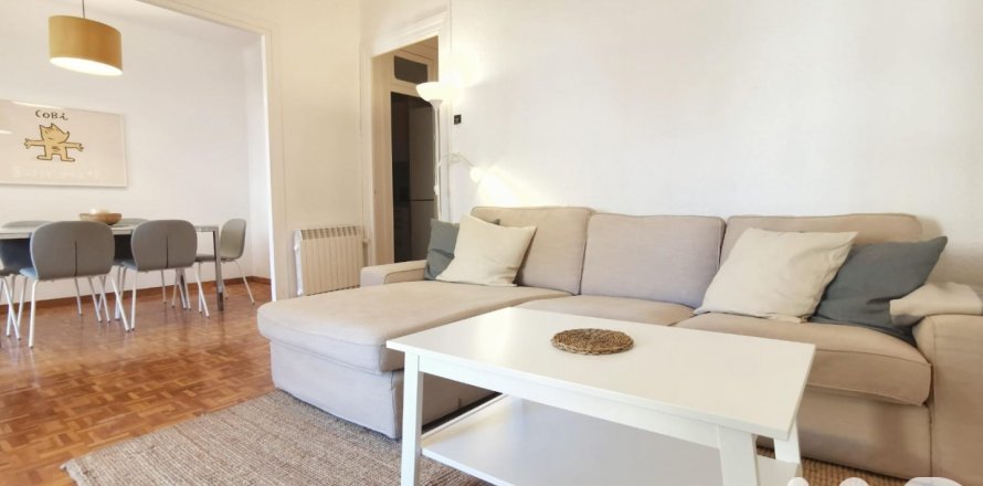 Huoneisto Barcelona, Espanja 4 makuuhuonetta, 148 m2 No. 173236