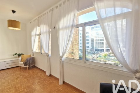 Huoneisto myytävänä Barcelona, Espanja, 4 makuuhuonetta, 148 m2 No. 173236 - kuva 21