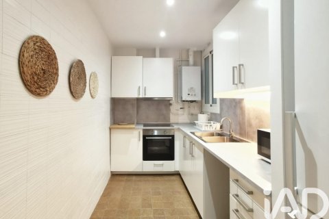 Huoneisto myytävänä Barcelona, Espanja, 4 makuuhuonetta, 148 m2 No. 173236 - kuva 15