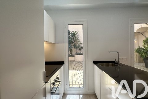 Apartament w Barcelona, Hiszpania 2 sypialnie, 130 mkw. nr 173239 – zdjęcie 5