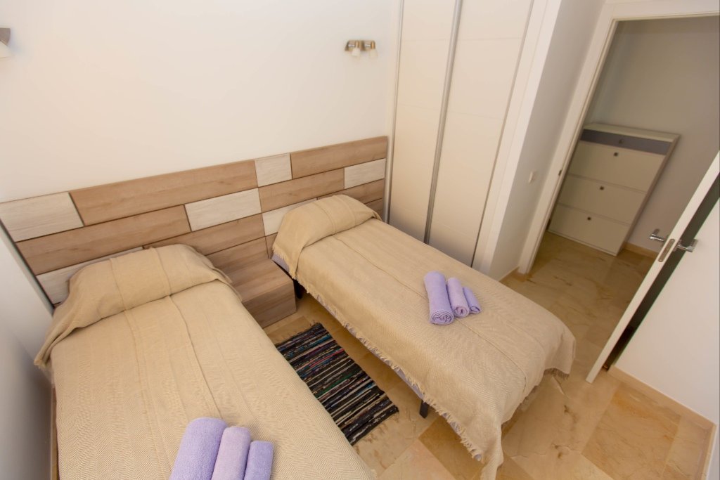 Apartament w Punta Prima, Alicante, Hiszpania 3 sypialnie, 88 mkw. nr 144725