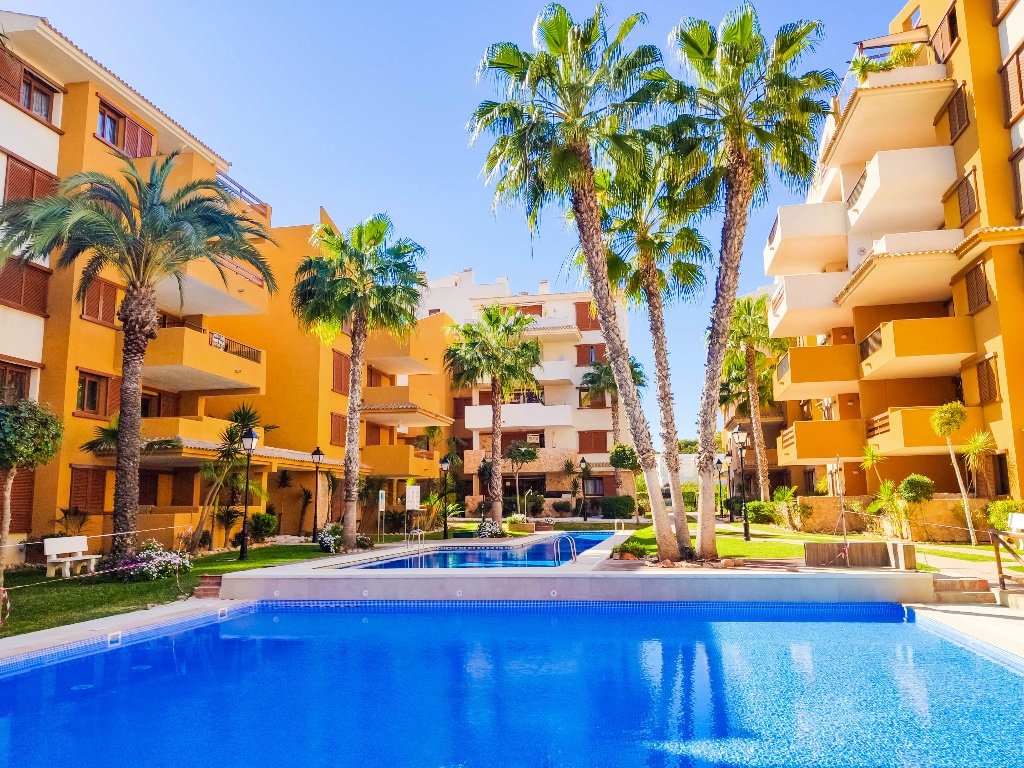 Apartament w Punta Prima, Alicante, Hiszpania 3 sypialnie, 88 mkw. nr 144725
