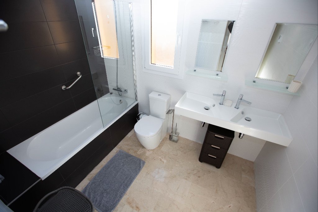 Apartament w Punta Prima, Alicante, Hiszpania 3 sypialnie, 88 mkw. nr 144725