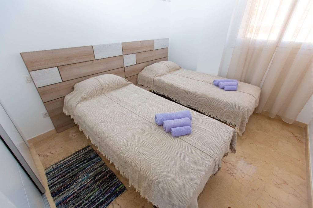 Apartament w Punta Prima, Alicante, Hiszpania 3 sypialnie, 88 mkw. nr 144725