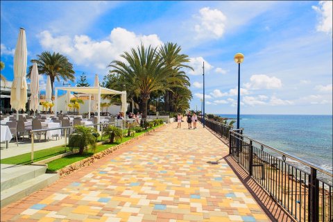 Villa for sale in Los Altos, Alicante, Spain 3 bedrooms, 335 sq.m. No. 144730 - photo 11