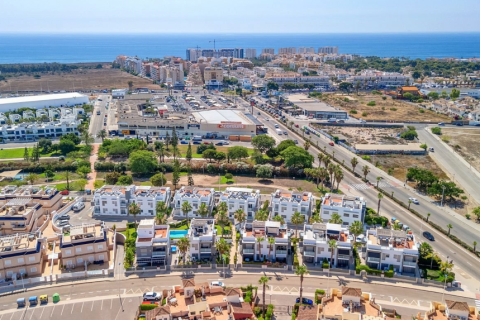 Huoneisto myytävänä Punta Prima, Alicante, Espanja, 2 makuuhuonetta, 67 m2 No. 144724 - kuva 30