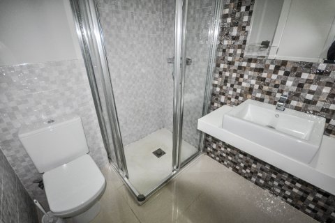 Huoneisto myytävänä Punta Prima, Alicante, Espanja, 2 makuuhuonetta, 67 m2 No. 144724 - kuva 15