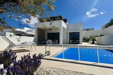 Villa till salu i Benijofar, Alicante, Spanien 3 sovrum, 120 kvm. Nr. 171267 - foto 2