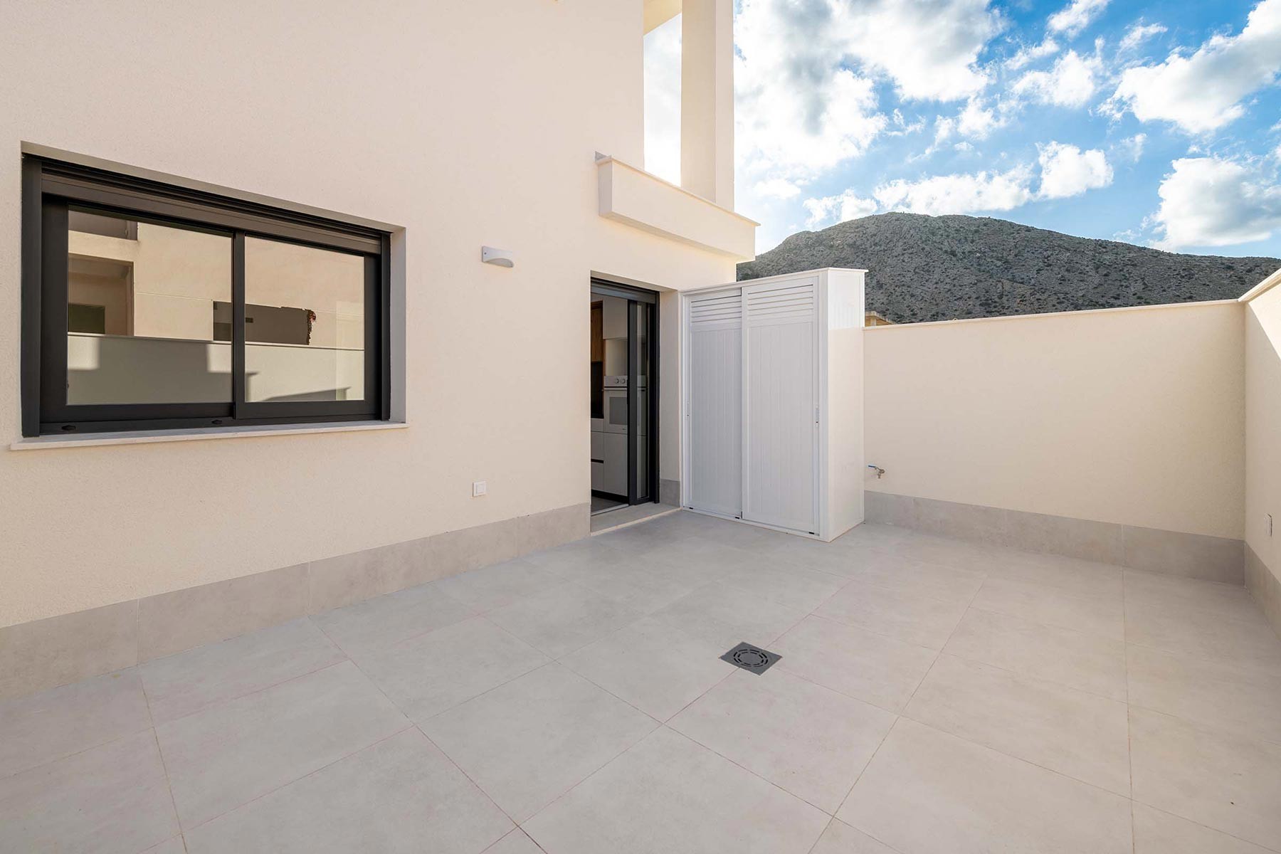 Villa a Alicante, Spagna 2 camere da letto, 82 mq. N° 112231