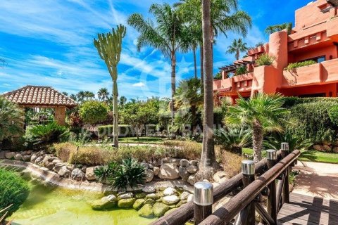 Apartment à Estepona, Malaga, Espagne 3 chambres, 147 m2 No. 157477