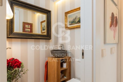 Продажа дуплекса в Мадрид, Испания 4 спальни, 260м2 №157471 - фото 2
