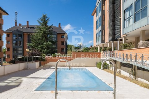 Продажа дуплекса в Мадрид, Испания 4 спальни, 260м2 №157471 - фото 28