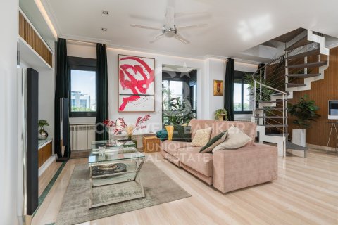 Продажа дуплекса в Мадрид, Испания 4 спальни, 260м2 №157471 - фото 6